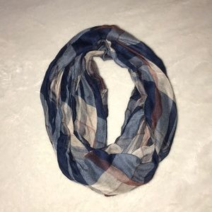 Infinity scarf